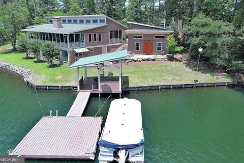 881 Boat Club Rd, Hamilton, GA 31811