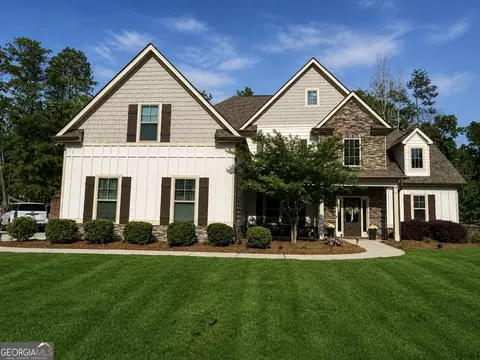 719 Charlotte Ln, Bremen, GA 30110