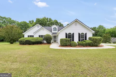 2001 Big Cypress Ln, Locust Grove, GA 30248