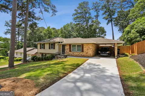 2740 Frontier Trl, Atlanta, GA 30341