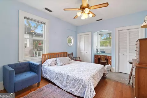 Bedroom - 702 E 32nd St, Savannah, GA 31401 photo 4 of 7
