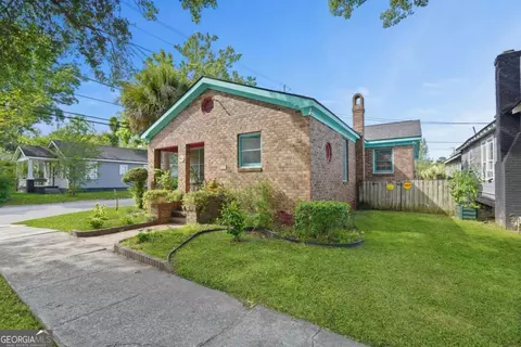 702 E 32nd St, Savannah, GA 31401