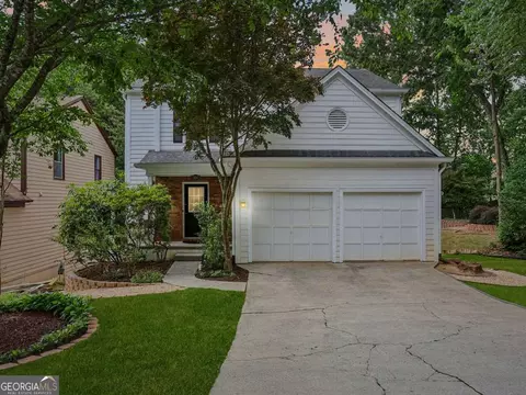 2572 Pembrooke Way, Lawrenceville, GA 30044