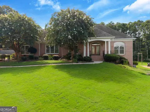 2920 Chardonnay Ln, Cumming, GA 30041