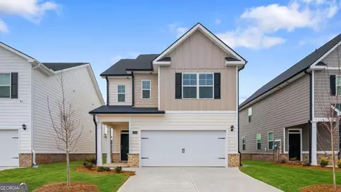104 Oakchase Park Ln, Hampton, GA 30228