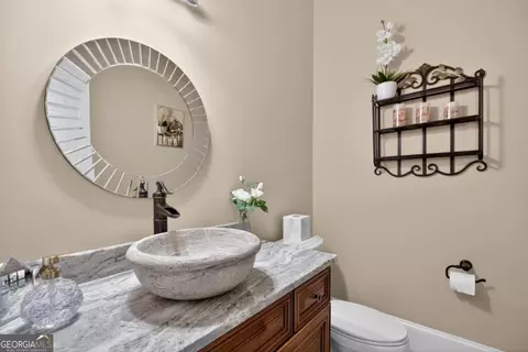 Bath - 420 Bevy Ct, Duluth, GA 30097 photo 1 of 10