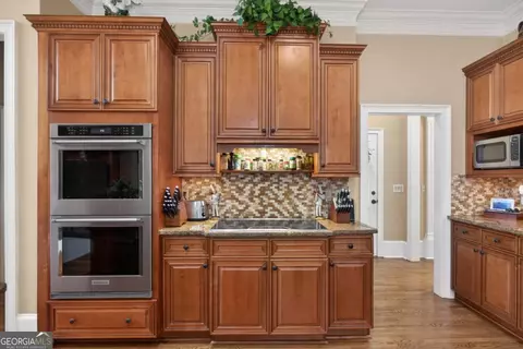 Kitchen - 420 Bevy Ct, Duluth, GA 30097 photo 3 of 6
