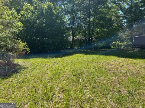 582 Kingston Ln NW, Conyers, GA 30012
