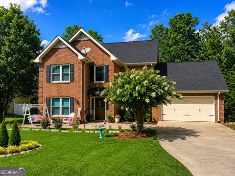 107 E Clinton Dr, Rome, GA 30165