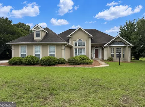 312 Twelve Oaks Dr, Warner Robins, GA 31088