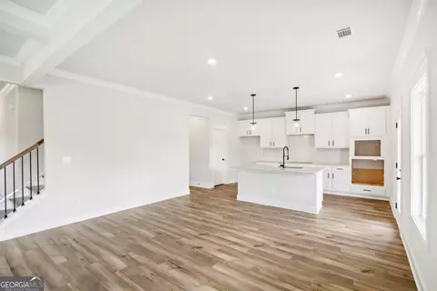Living - 232 Wingate Dr, Winder, GA 30680 photo 5 of 5