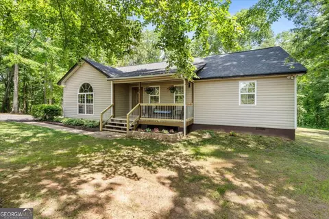 Exterior - 86 Clackum Dr, Waco, GA 30182 photo 4 of 13