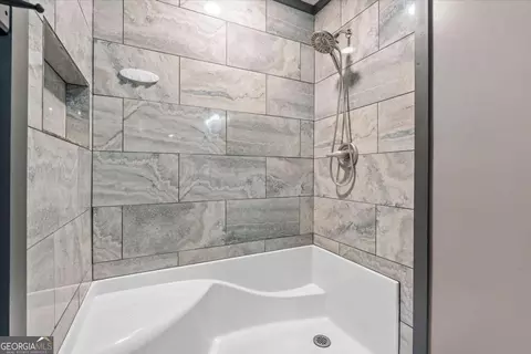 Bath - 86 Clackum Dr, Waco, GA 30182 photo 6 of 6