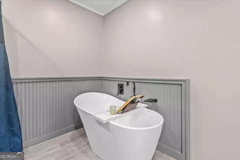 Bath - 86 Clackum Dr, Waco, GA 30182 photo 1 of 6