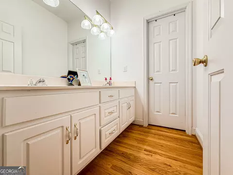Bath - 2028 Windfield Dr, Monroe, GA 30655 photo 3 of 7