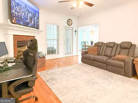 Living - 2028 Windfield Dr, Monroe, GA 30655 photo 2 of 4