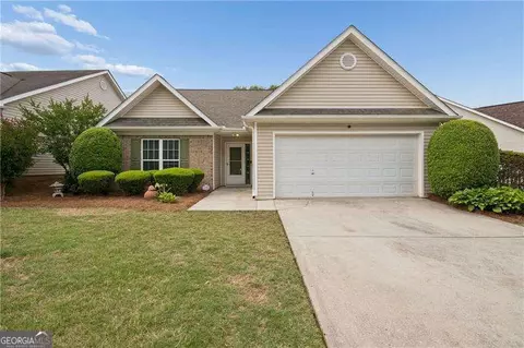 150 Lassiter Dr, Covington, GA 30016