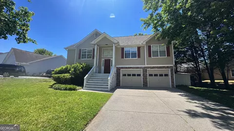 5870 Tallant Dr, Sugar Hill, GA 30518