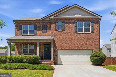 3869 Makeover Ct, Atlanta, GA 30349