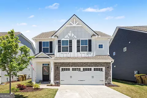 587 Gunter Dr, Hoschton, GA 30548