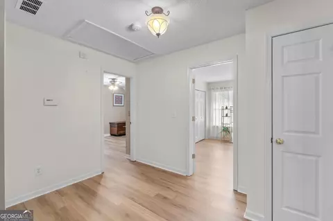 Entry Way - 405 River Forest Dr, Mcdonough, GA 30252 photo 4 of 6