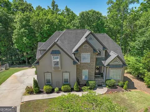 Exterior - 405 River Forest Dr, Mcdonough, GA 30252 photo 10 of 10