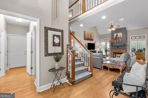 Entry Way - 405 River Forest Dr, Mcdonough, GA 30252 photo 3 of 6
