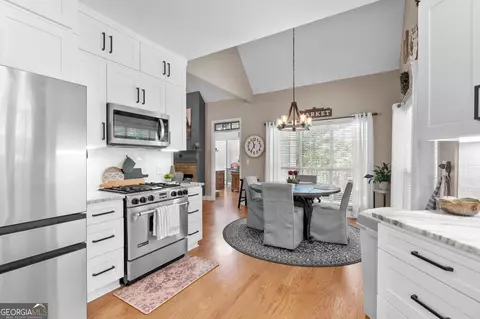 Kitchen - 405 River Forest Dr, Mcdonough, GA 30252 photo 4 of 4