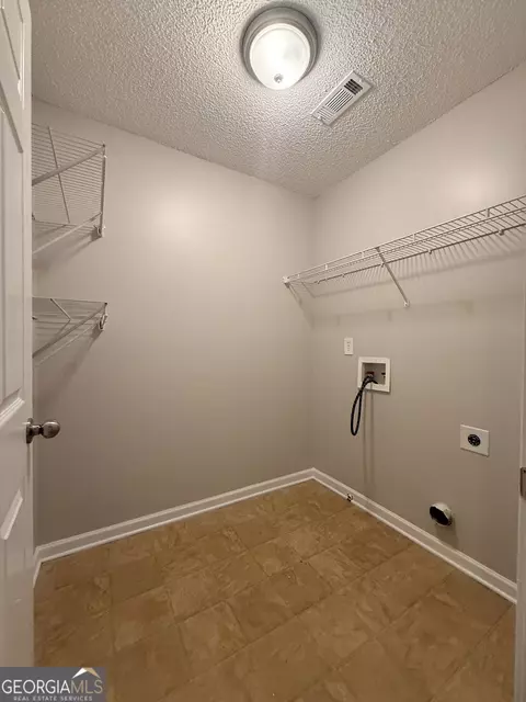 Other - 609 Vaughan Dr, Hampton, GA 30228 photo 4 of 9