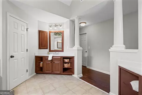 Entry Way - 402 Greyfield Dr, Canton, GA 30115 photo 2 of 3