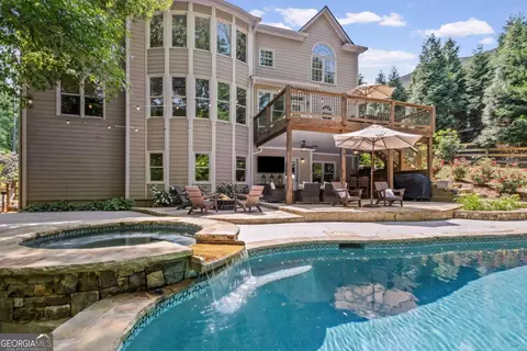 Exterior - 402 Greyfield Dr, Canton, GA 30115 photo 2 of 7