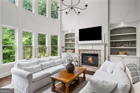 Living - 402 Greyfield Dr, Canton, GA 30115 photo 1 of 1