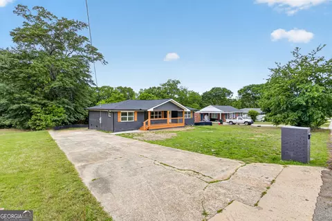 5193 Hazel St NE, Covington, GA 30014 photo 2