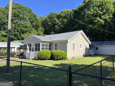 Exterior - 12 E 4th St, Aragon, GA 30104 photo 2 of 8
