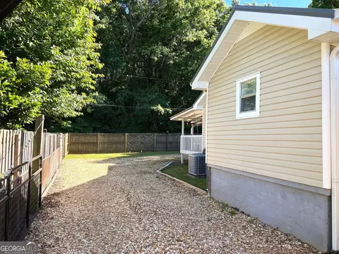 Exterior - 12 E 4th St, Aragon, GA 30104 photo 5 of 8