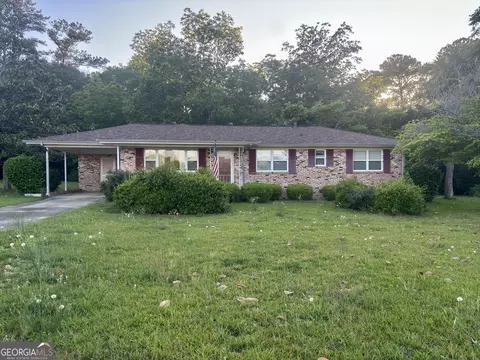 66 Lakeview Dr, Hawkinsville, GA 31036
