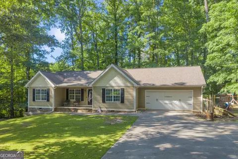 211 Normandy Trl, Lavonia, GA 30553