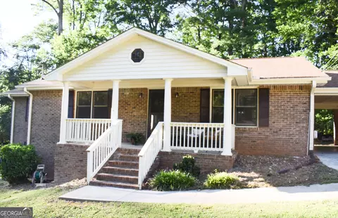 491 Oak St, Fayetteville, GA 30215