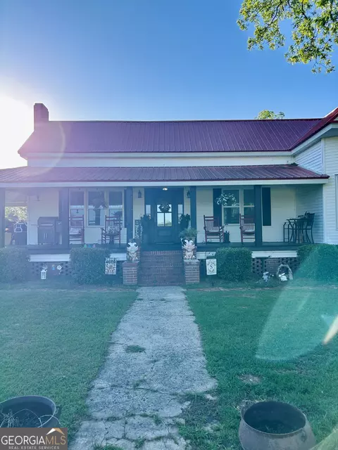 5065 Ten Mile Rd, Baxley, GA 31513