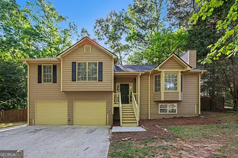 251 Stewart Dr, Dallas, GA 30132
