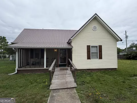 3009 22nd Ave, Valley, AL 36854