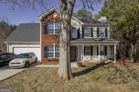 35 Blue Jay Dr, Covington, GA 30016