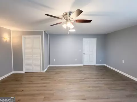Living - 8111 Crestview Dr SE, Covington, GA 30014 photo 5 of 6