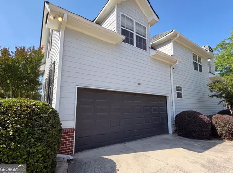 Exterior - 8111 Crestview Dr SE, Covington, GA 30014 photo 9 of 11