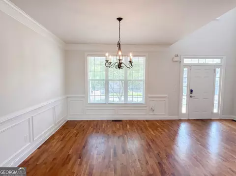 Living - 8111 Crestview Dr SE, Covington, GA 30014 photo 2 of 6