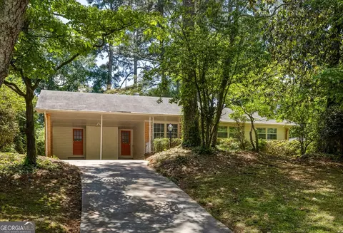 2569 Wilson Woods Dr, Decatur, GA 30033