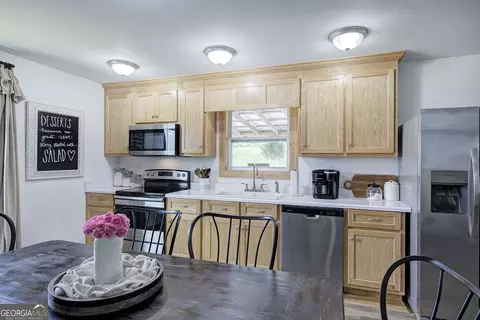 Kitchen - 765 Addison Rd, Buchanan, GA 30113 photo 1 of 5
