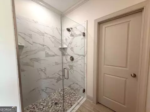 Bath - 1811 Iris St, Adel, GA 31620 photo 2 of 3