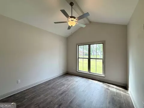 Bedroom - 1811 Iris St, Adel, GA 31620 photo 2 of 4