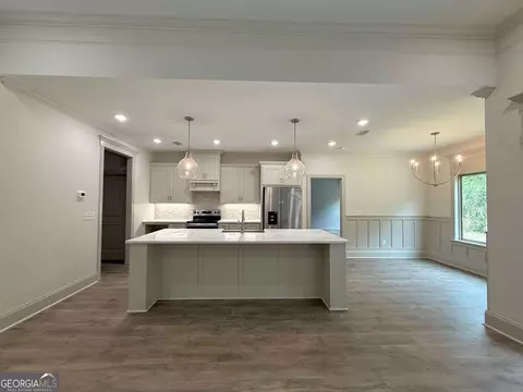 Kitchen - 1811 Iris St, Adel, GA 31620 photo 1 of 2
